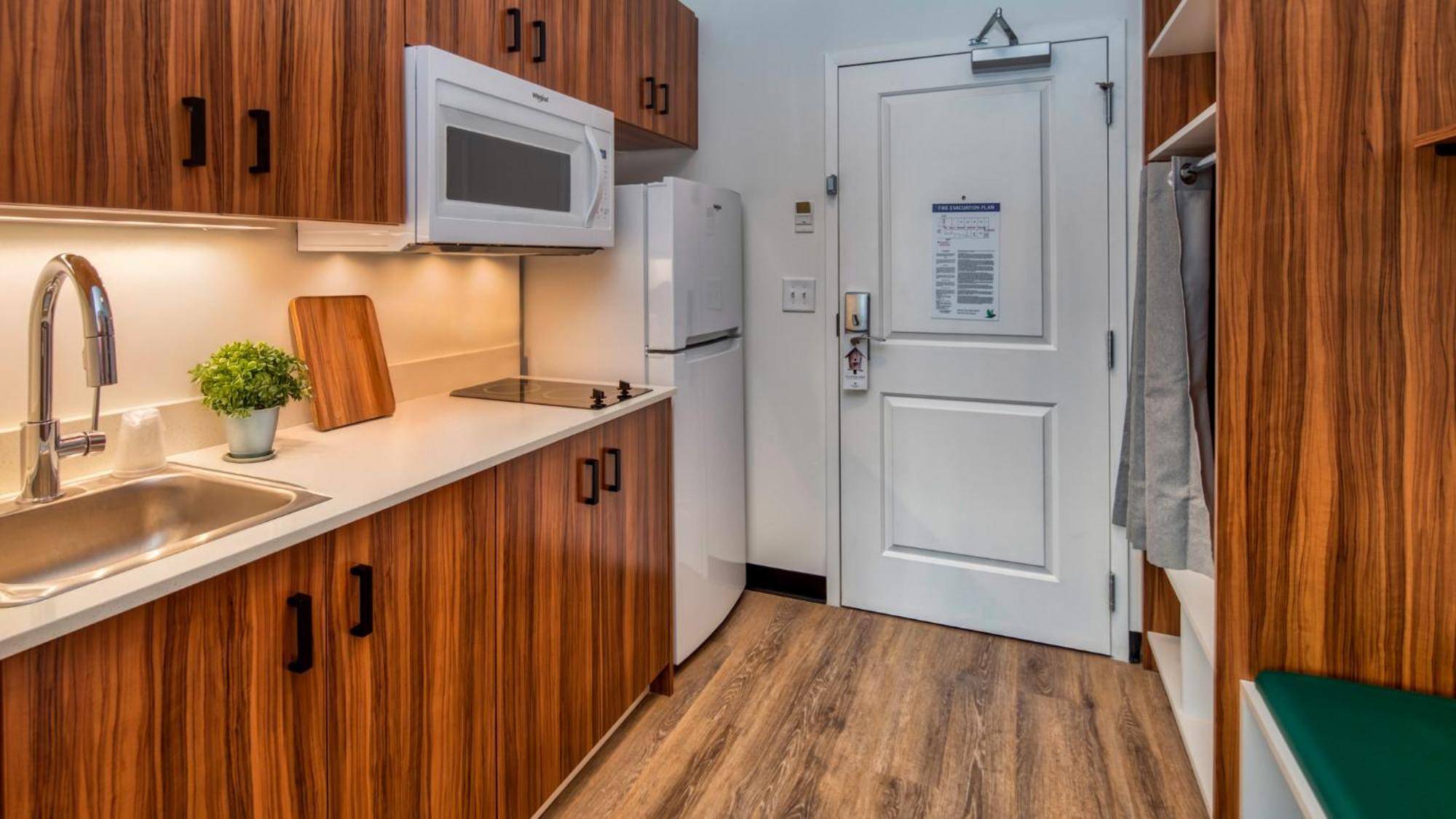 Uptown Suites Extended Stay Tampa Fl - Riverview Ривървю Екстериор снимка